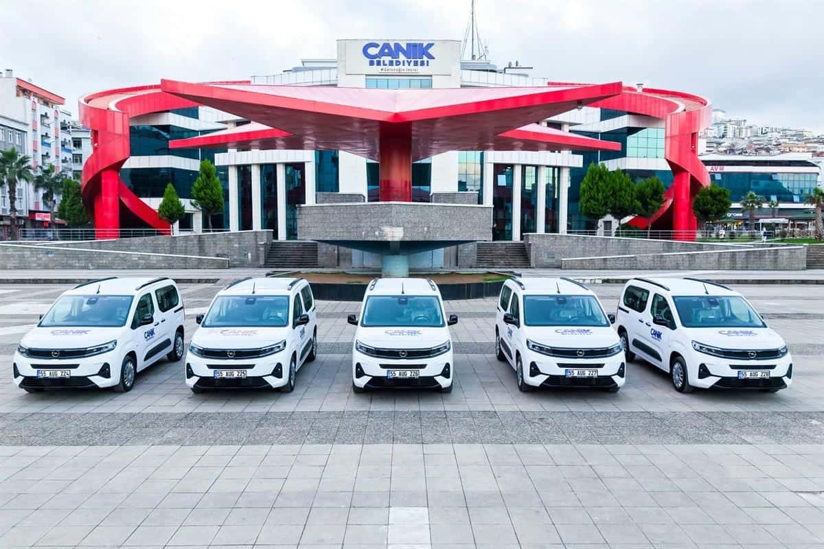 Başkan Sandıkçı: "Canik'te Araç Filomuzu 4 Katına Çıkardık"