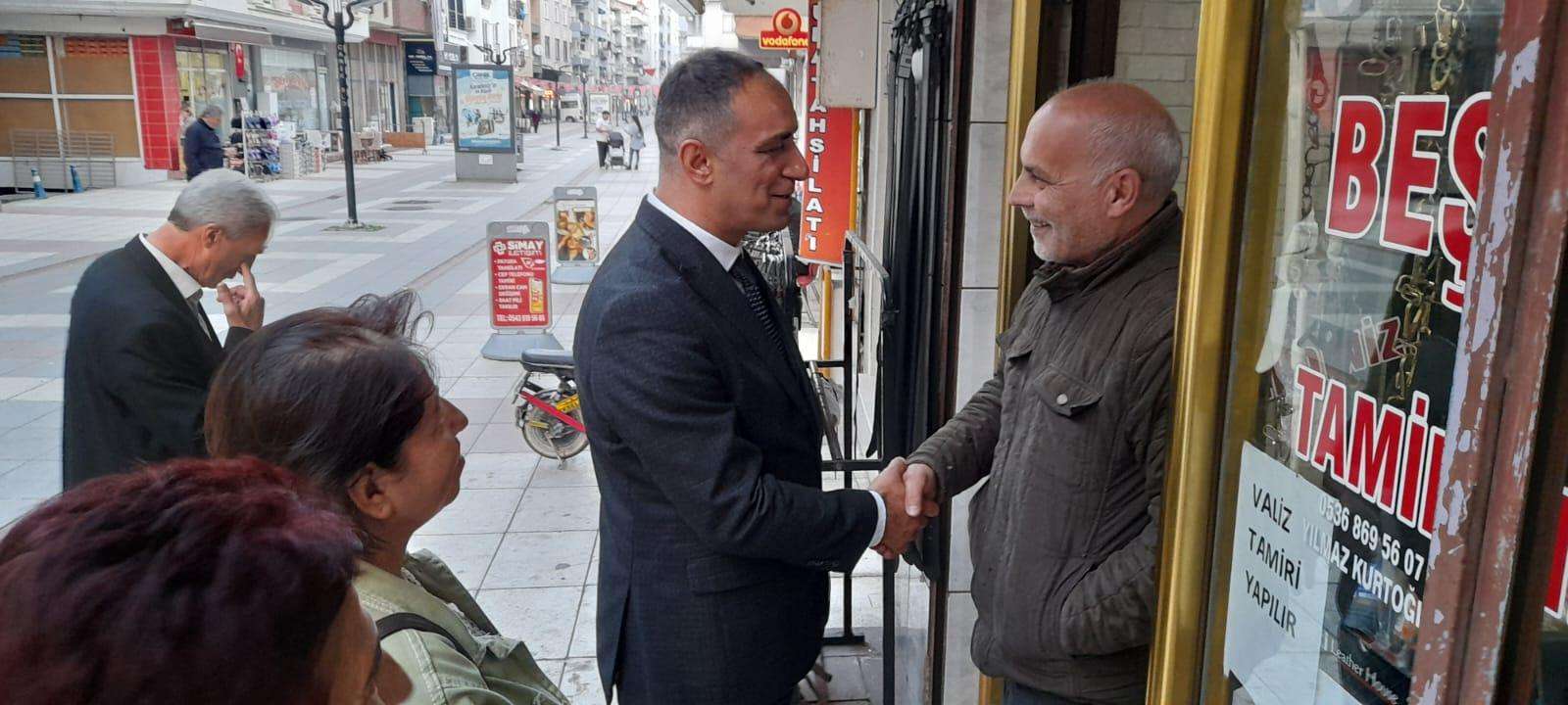 "Esnaflar birer birer kepenk kapatıyor!"