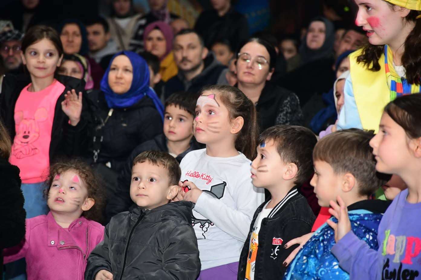 Terme Belediyesi Ramazan Sokağı İle Gelenekleri Yaşatıyor