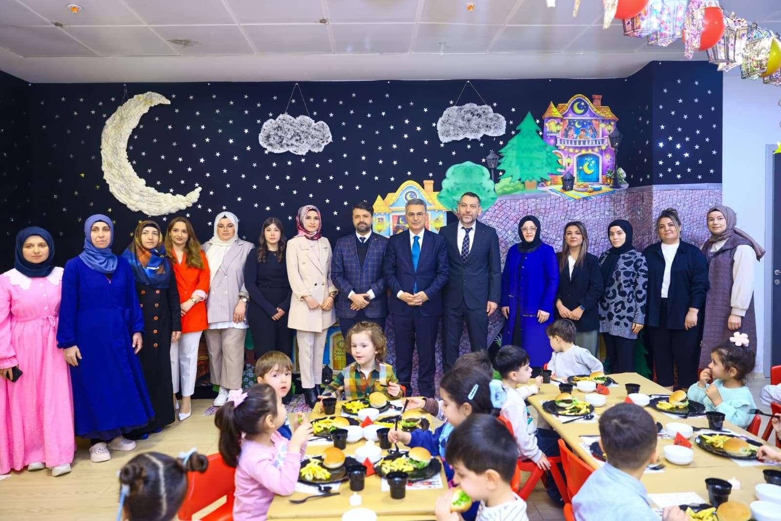 İlkadım'da Miniklerin Tekne Orucu!