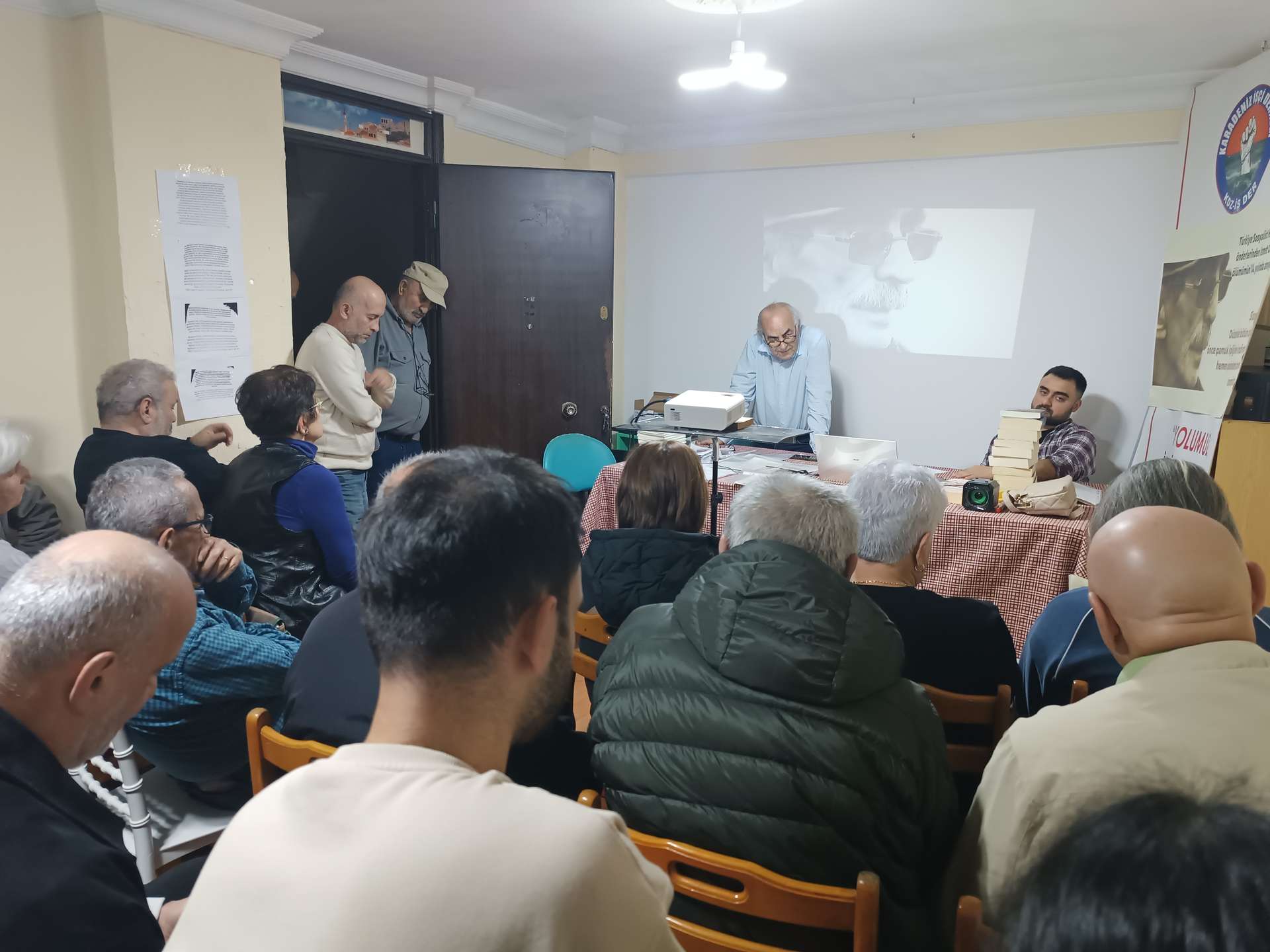 Yol arkadaşları Çörtük İsmet'i andı!