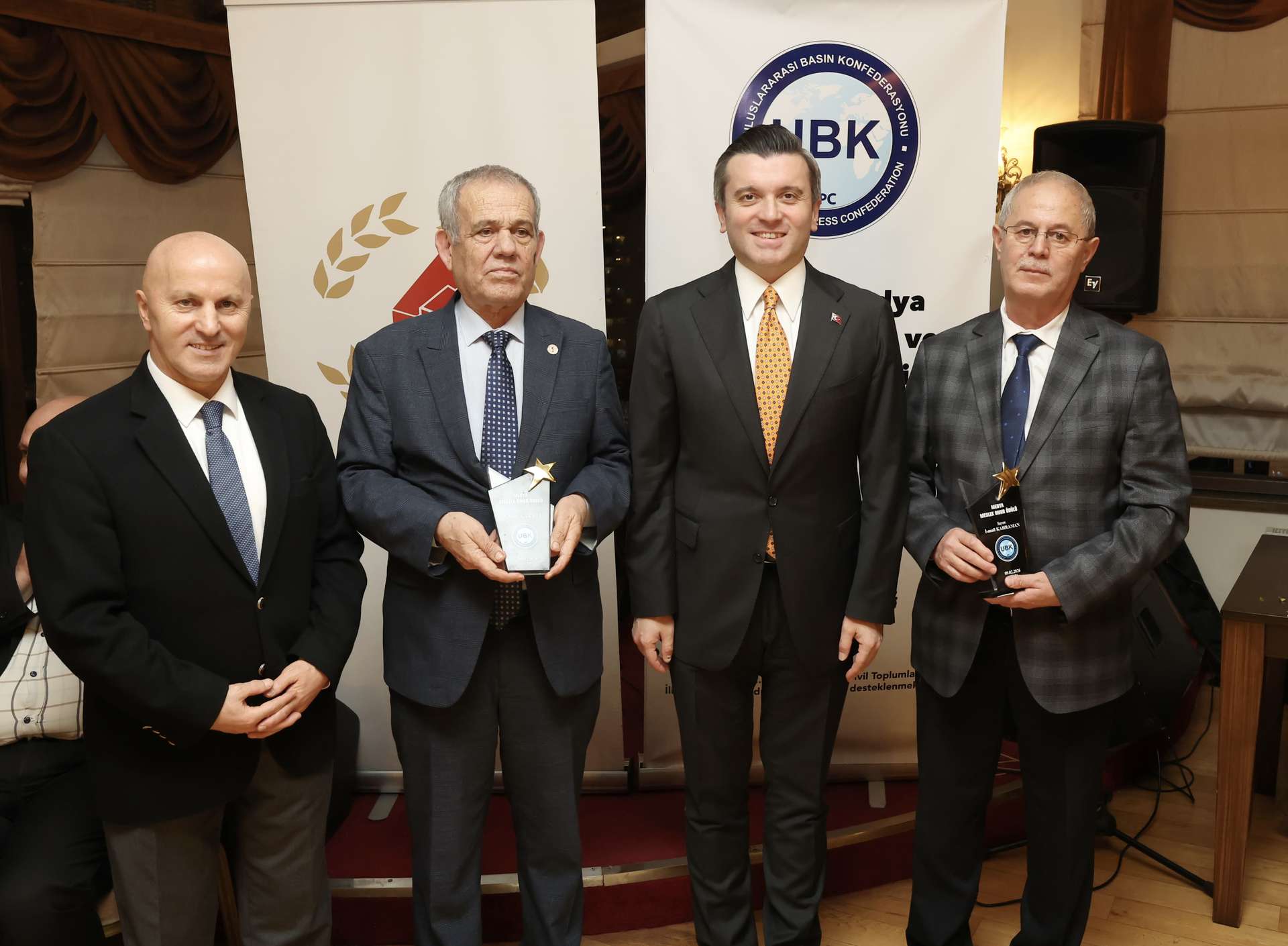 Medya Meslek Onur Ödülleri sahiplerini buldu