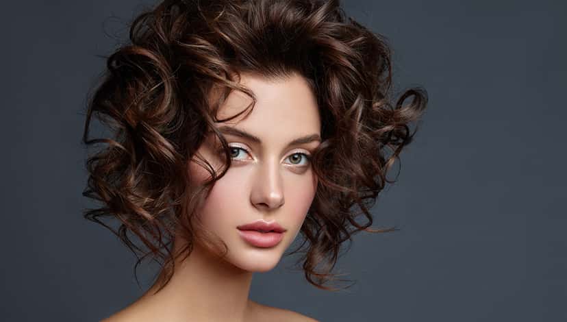 Kadıköy'deki 'Las Tesis' performansına Valilik açıklaması: Suç oluşturan slogan attılar