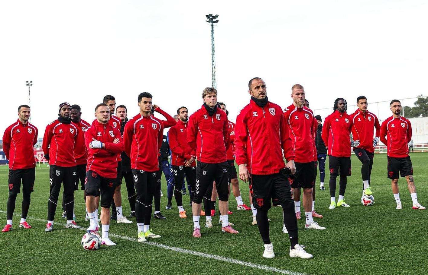 Samsunspor - Trabzonspor Maçı: Karadeniz Derbisinde Heyecan Dorukta