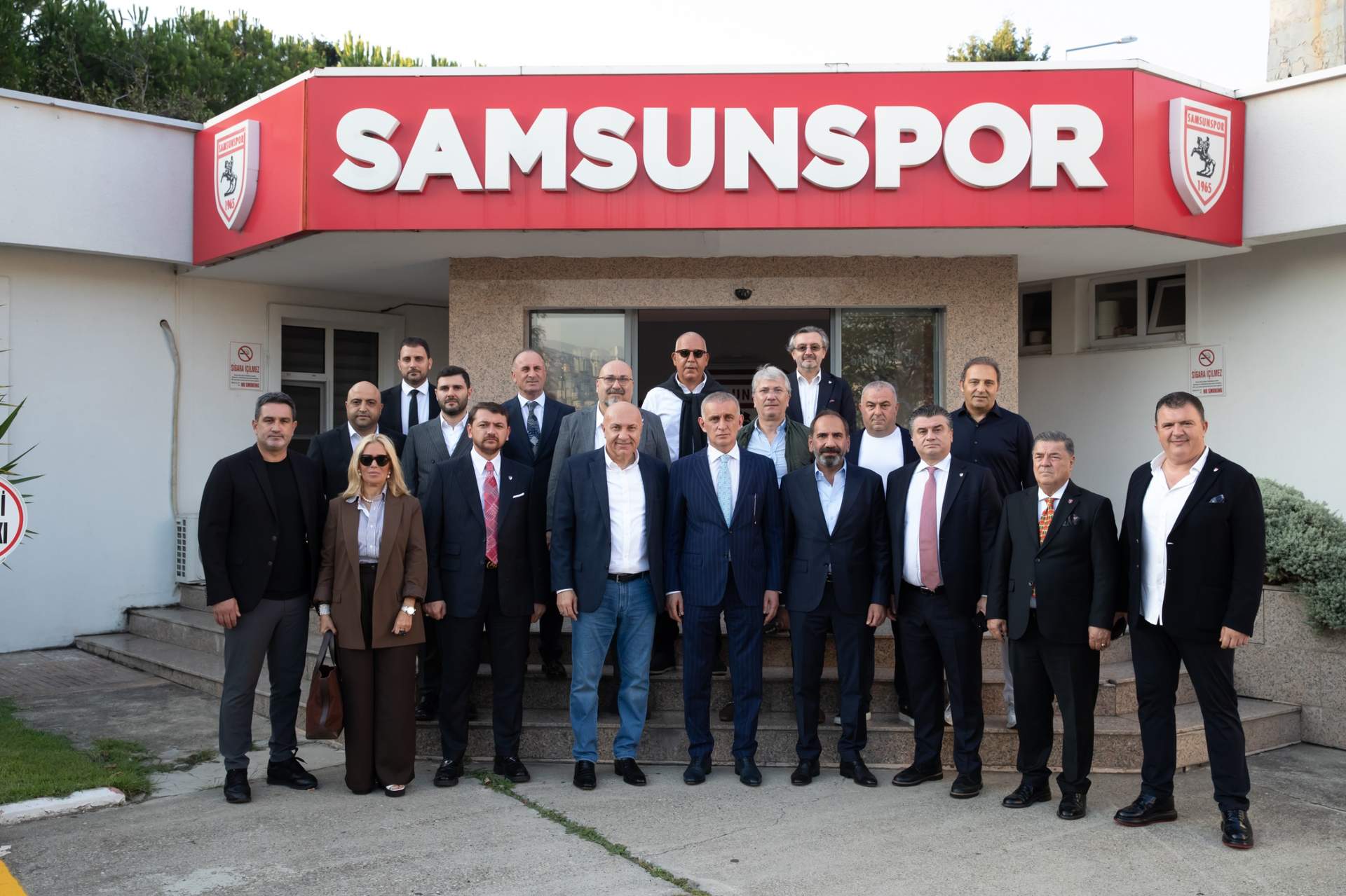 Hacıosmanoğlu: "Samsunspor İle Gurur Duyuyoruz"