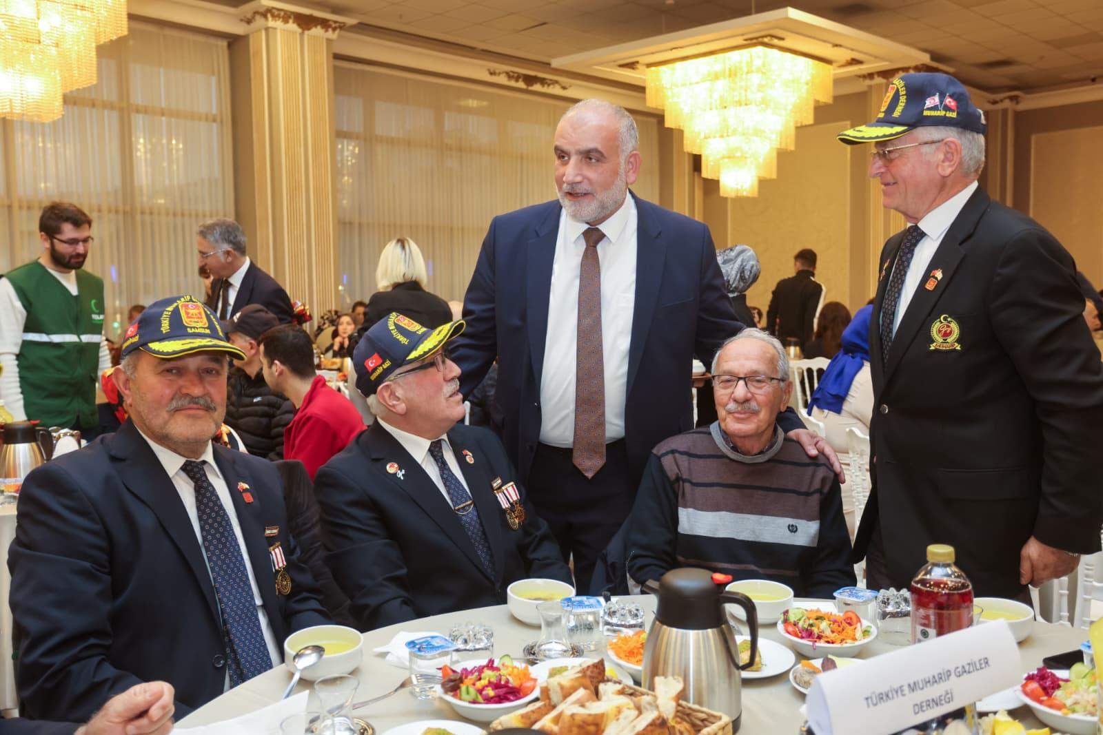 Canik Belediye Başkanı İbrahim Sandıkçı Şehit Yakınlarıyla Buluştu