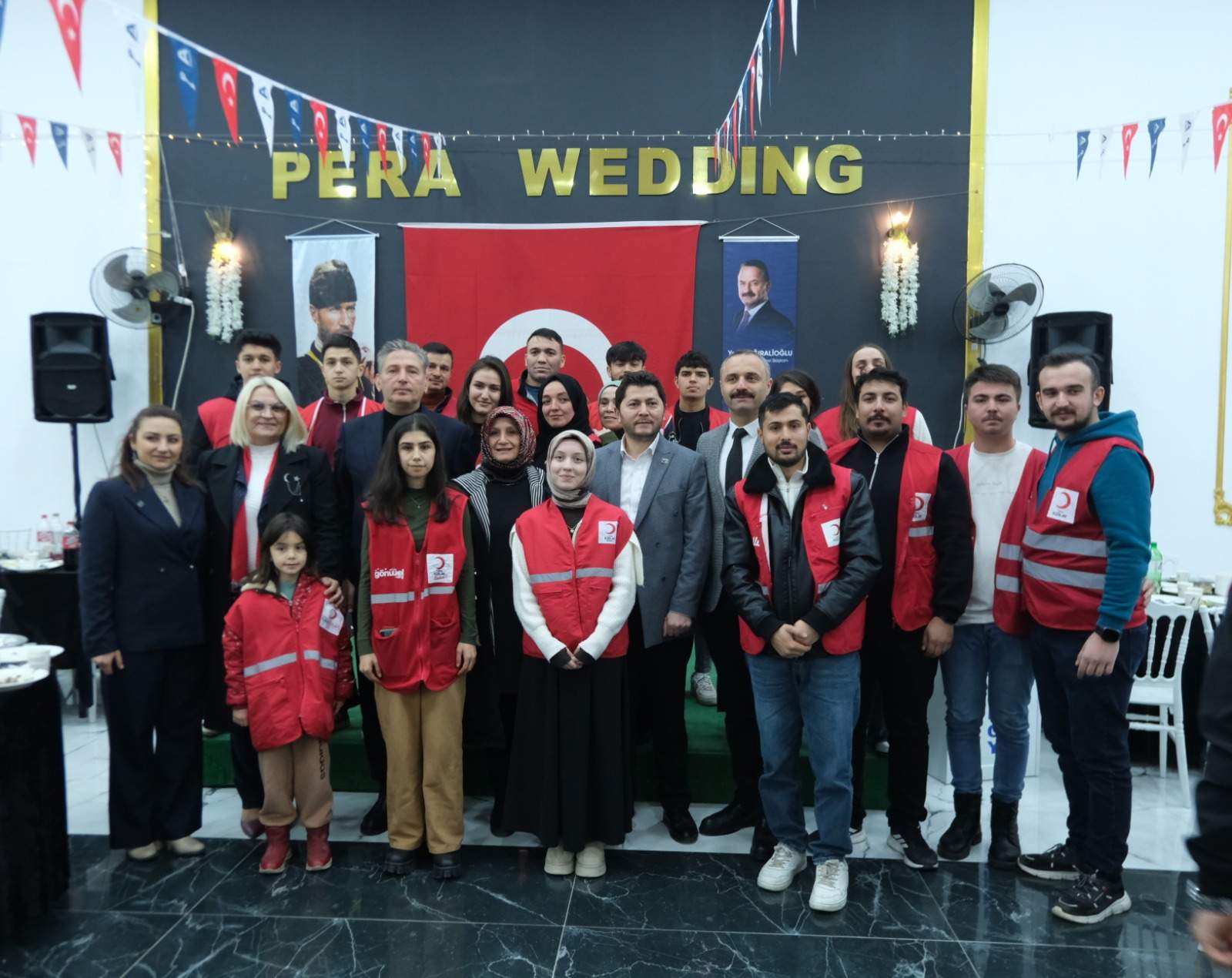 Anahtar Parti Tekkeköy İftarında Yüzlerce Vatandaş Aynı Sofrada Buluştu