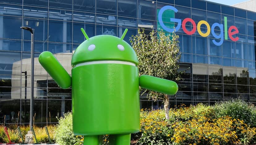 Batmobile'i Andıran 1976 Model Citroen Indecision Açık Artırmaya Çıktı