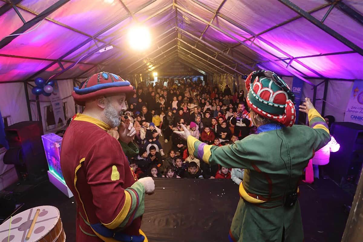 Canik Belediye Başkanı İbrahim Sandıkçı Can Sofrası ile İftar Bereketini Paylaşıyor