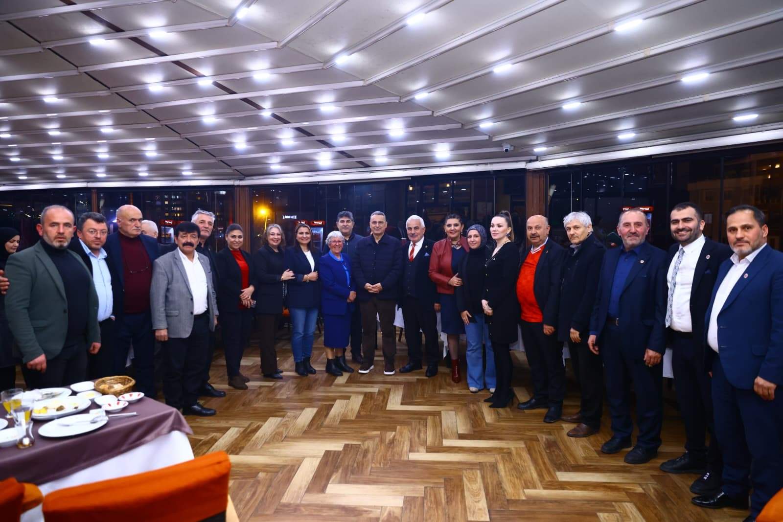 İhsan Kurnaz Muhtarlarla İftar Sofrasında Buluştu