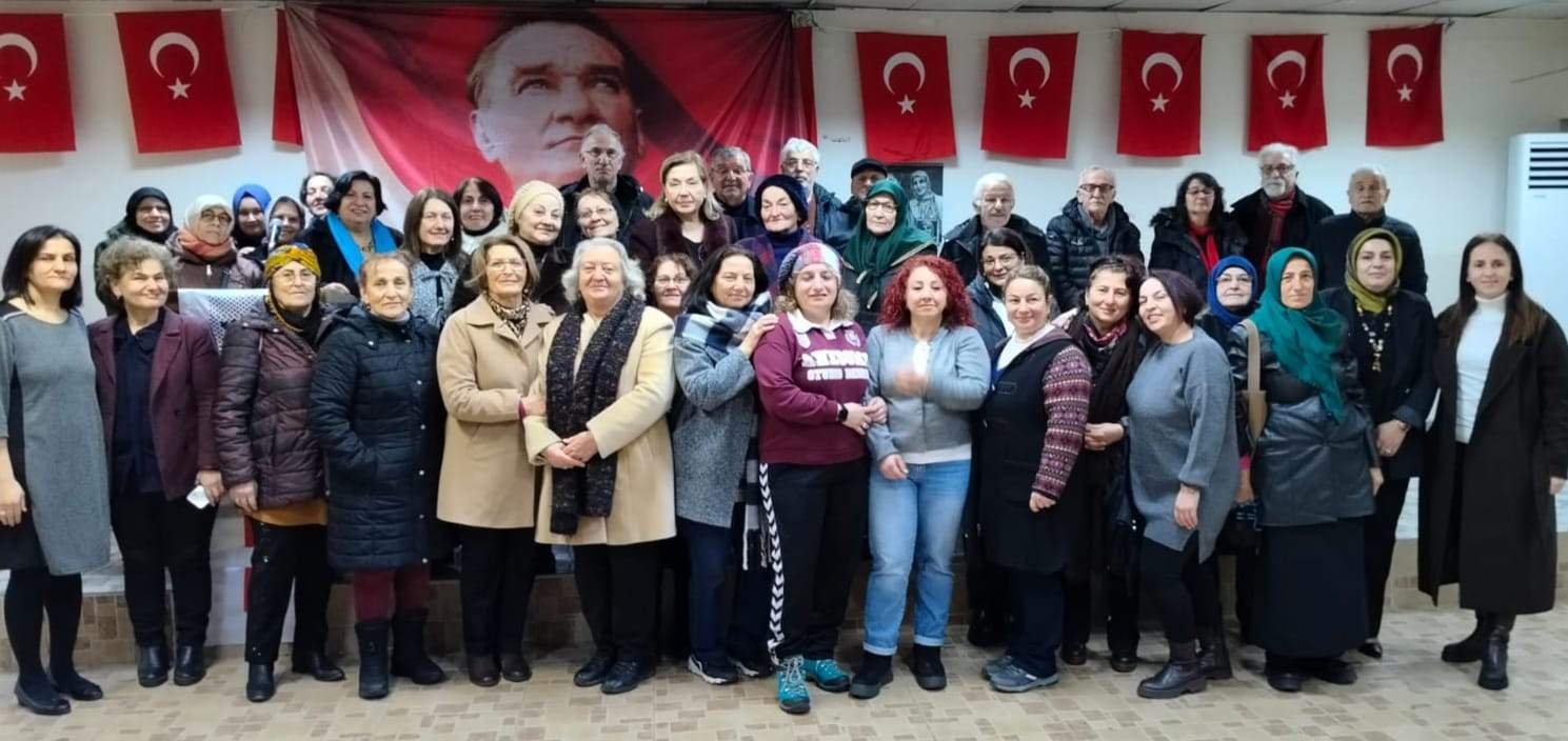 Pınar Türenç: "Kadınlar seslerini yükseltmeli!"