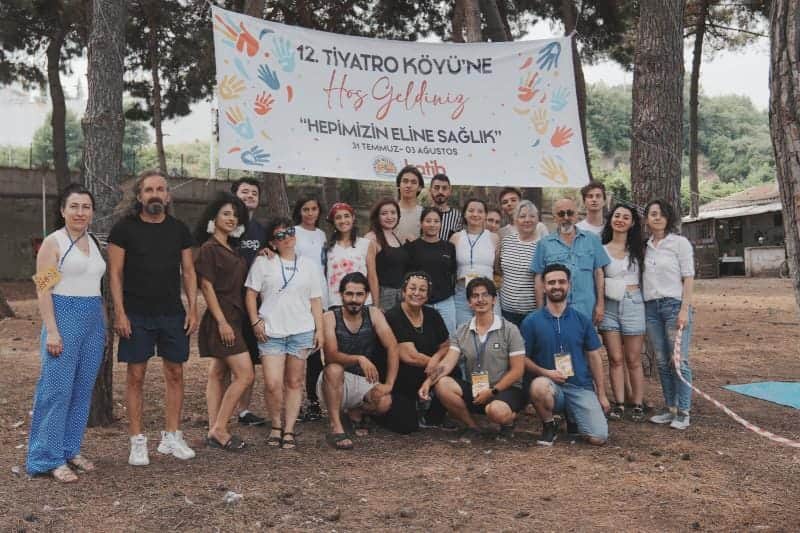 12. Tiyatro Köyü sakinleri tiyatronun duayenleriyle buluştu!