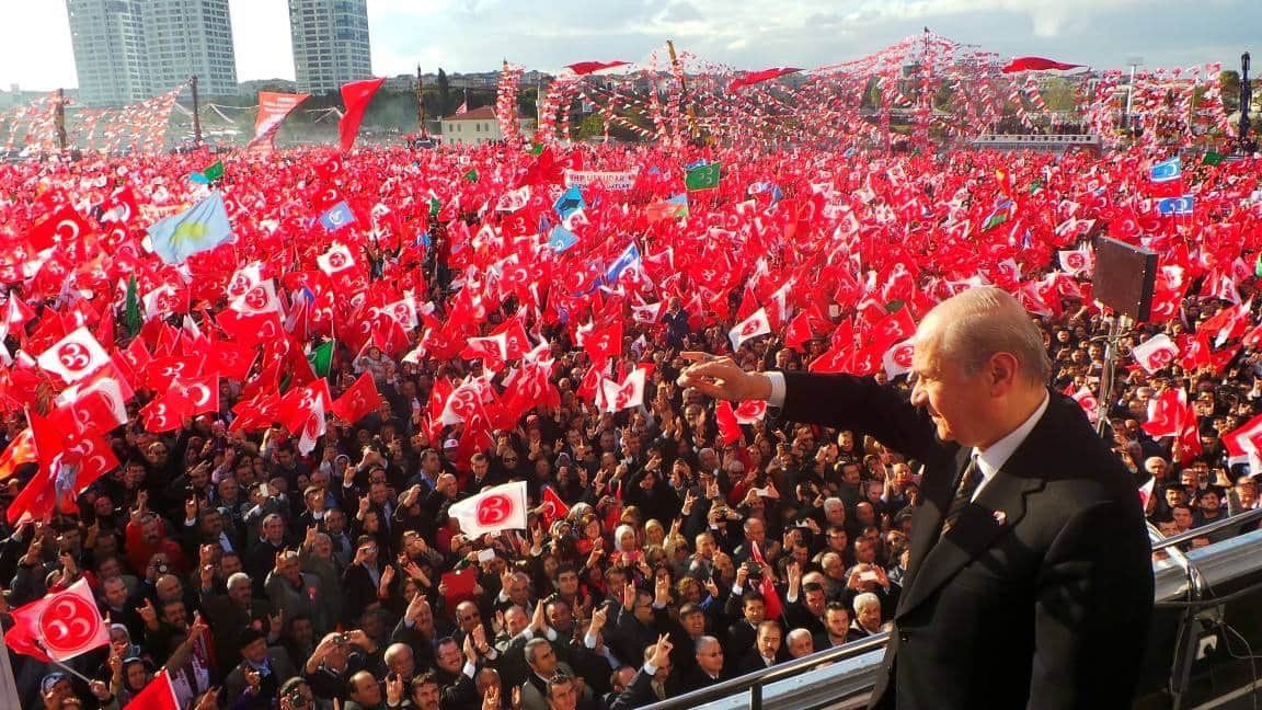 MHP İstanbul İl ve Tüm İlçe Teşkilatları Feshedildi