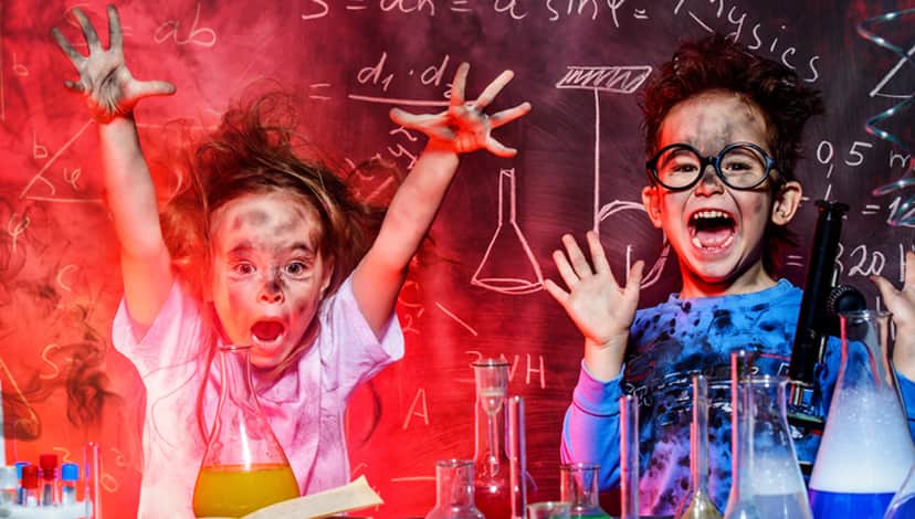 Motorola'nın Şekilden Şekle Giren Katlanabilir Telefon Patenti Ortaya Çıktı