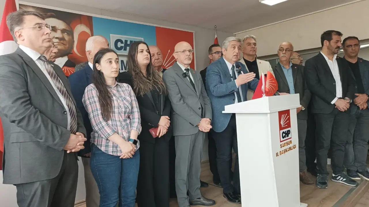 Samsun CHP’den Mutlak Butlan Resti: 17 İlçe Başkanı Özgür Özel’e Destek İçin Tek Ses Oldu