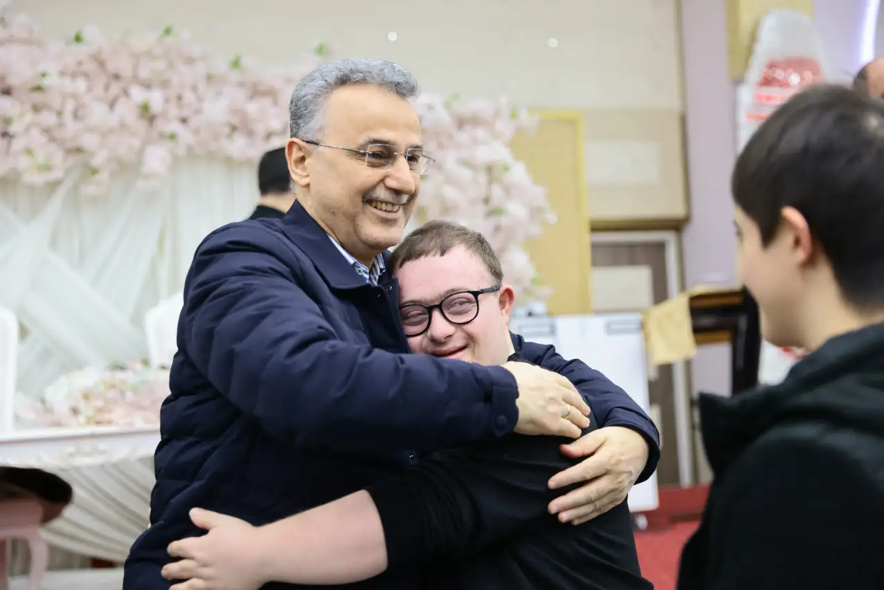 İhsan Kurnaz'dan Down Sendromlu Çocuklara Destek