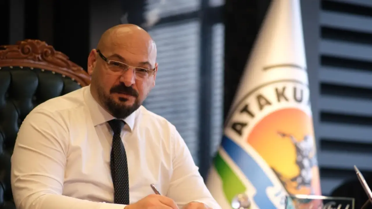 Atakum Belediye Başkanı Serhat Türkel’den 23 Nisan Mesajı
